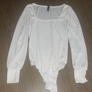 White square neck body suit size S